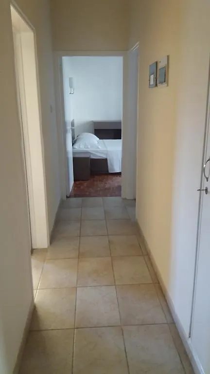 شقة لارنكا  في 240 Depa Court