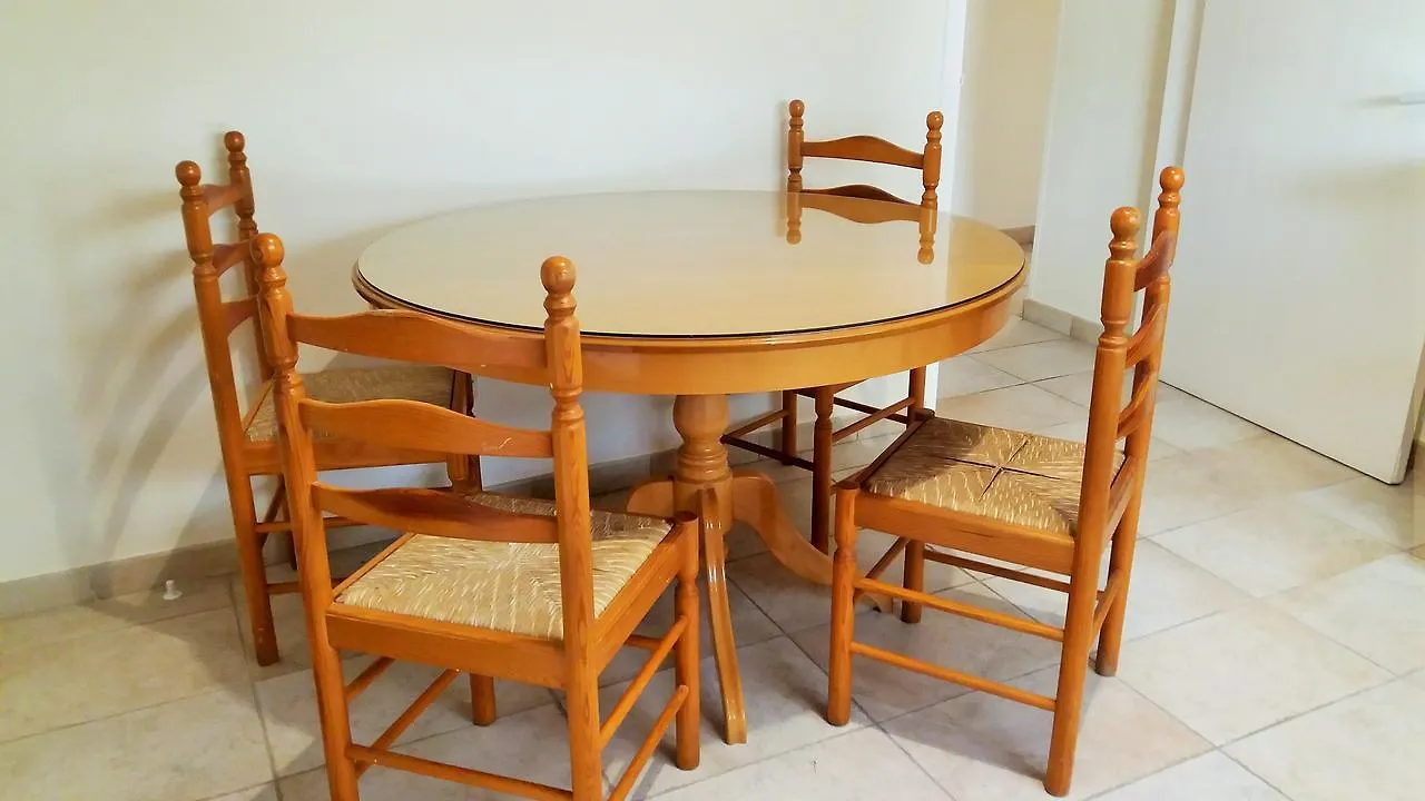 شقة لارنكا  في 240 Depa Court